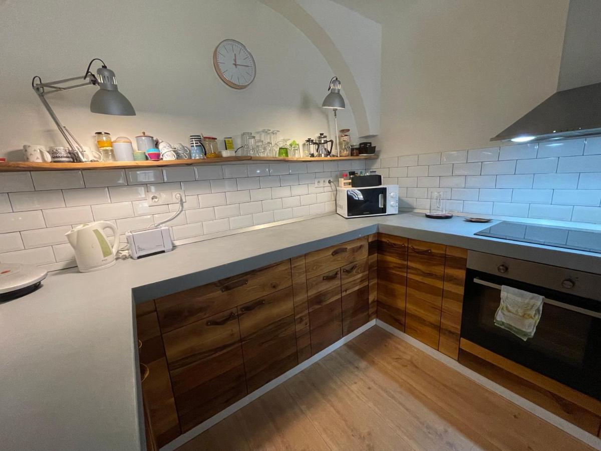 Central Retro Apartment سيبيو المظهر الخارجي الصورة