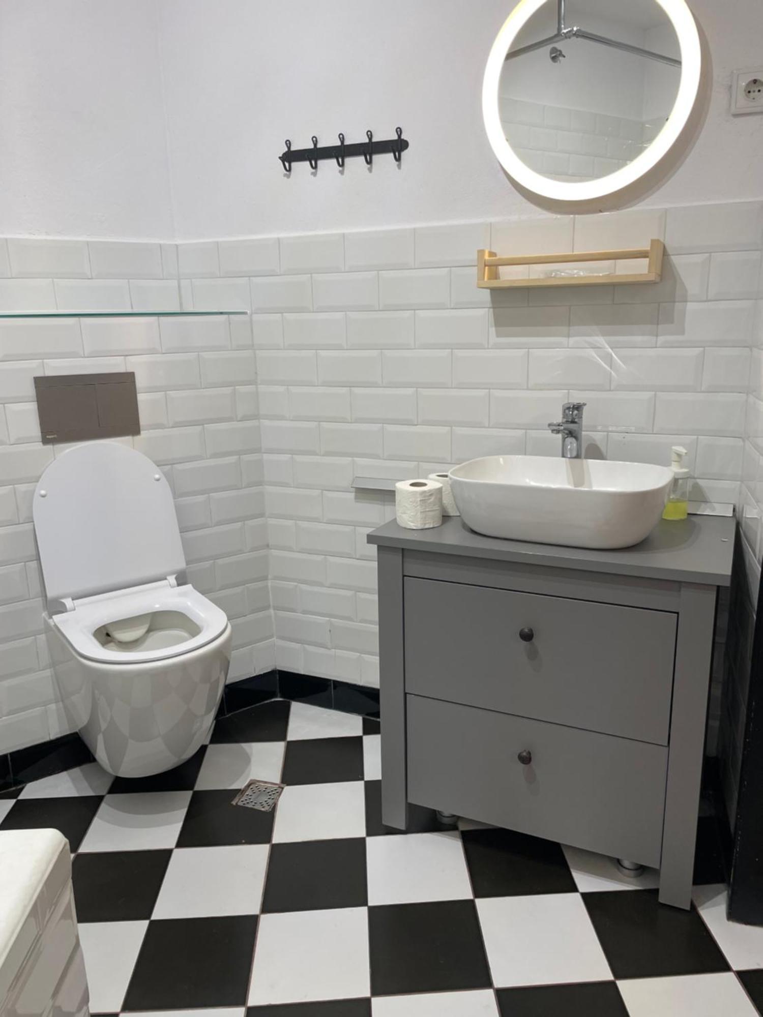 Central Retro Apartment سيبيو المظهر الخارجي الصورة